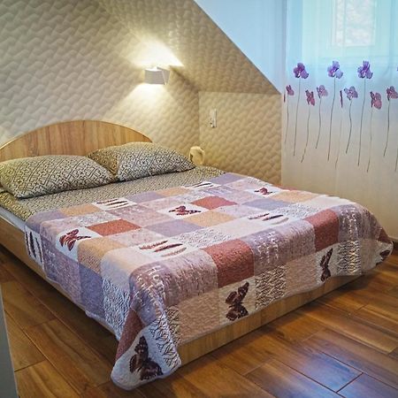 E&M Bed and Breakfast Mikołajki Esterno foto